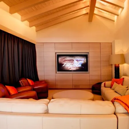 Exquisite Chalet With Incredible Views In Chalet *