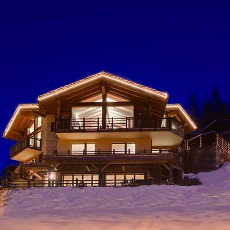Exquisite Chalet With Incredible Views In Chalet Zermatt