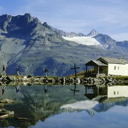 Exquisite Chalet With Incredible Views In Zermatt
